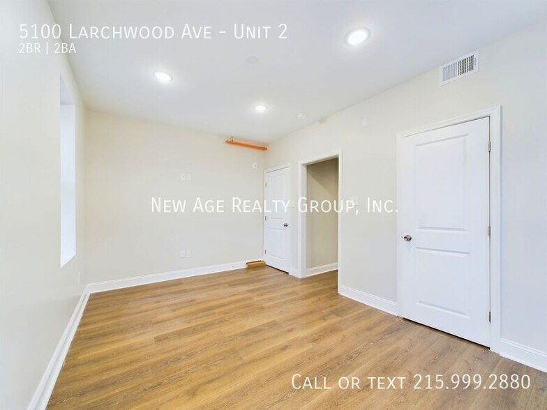 Building Photo - 5100 Larchwood Ave
