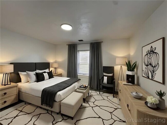 Building Photo - 16 Panorama Dr