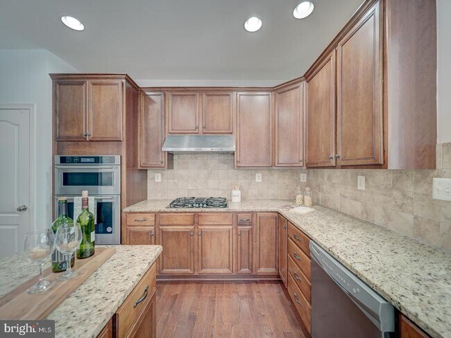 Building Photo - 43320 Barnstead Dr