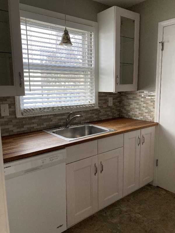 Building Photo - 1509 Chapin Ave