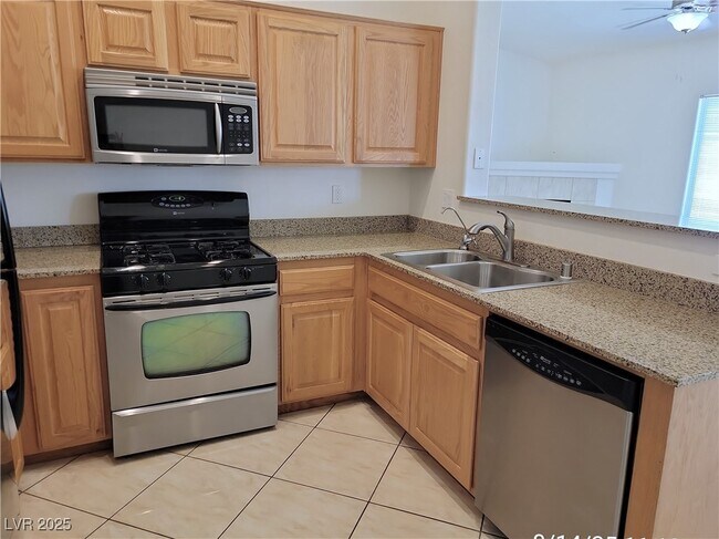Building Photo - 8985 S Durango Dr