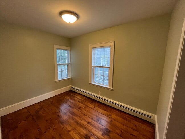 Building Photo - 44 Charnock St