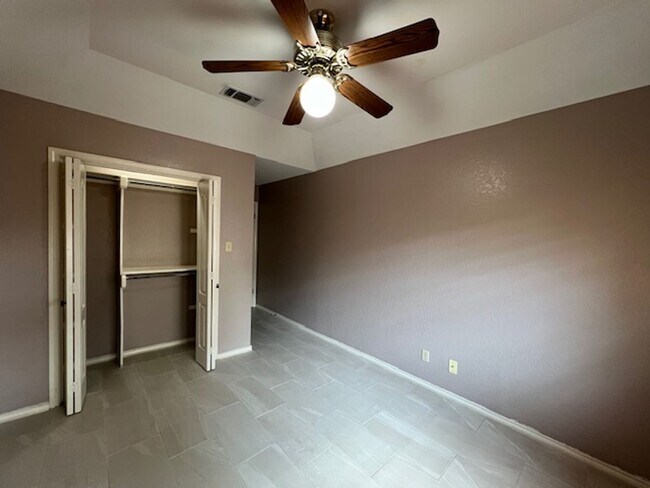 Building Photo - Winfield Subdivision