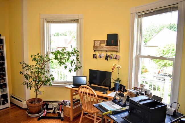 Building Photo - 43 Oakview Terrace