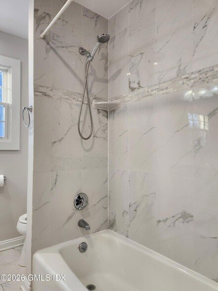 Building Photo - 96 Valley Rd