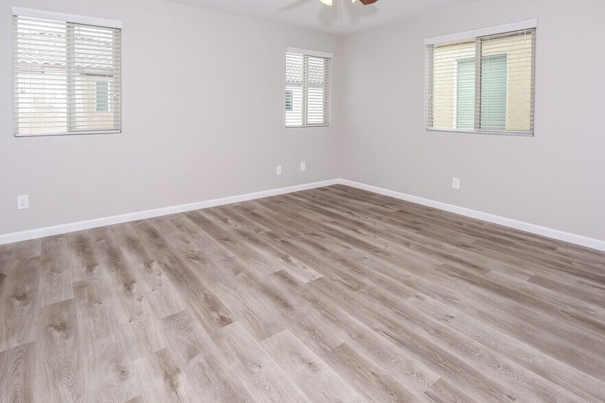 Building Photo - 9044 Catching Ct