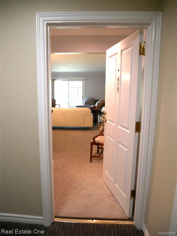 Building Photo - 444 Chester St