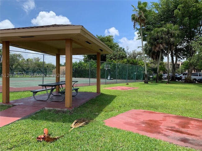 Building Photo - 8730 SW 133rd Ave