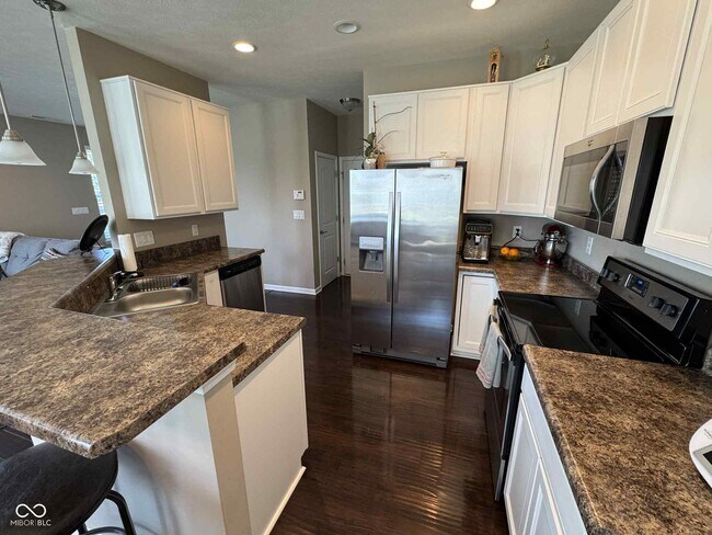 Building Photo - 9653 Angelica Dr