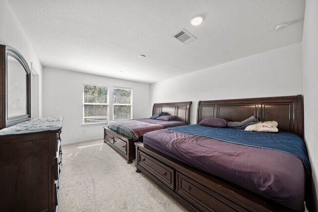 Building Photo - 116 Chestnut Gate Dr