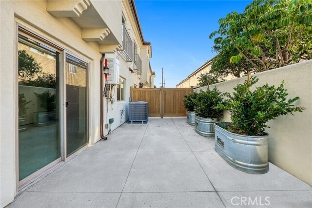 Building Photo - 1228 Temple City Blvd