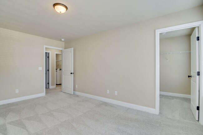 Building Photo - Updated Home in Heart of Evans