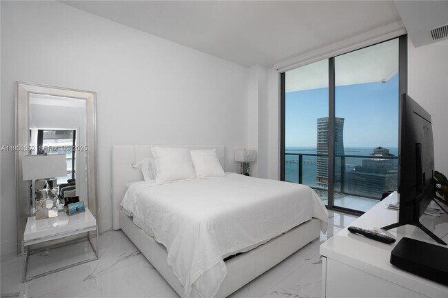 Building Photo - 1300 S Miami Ave