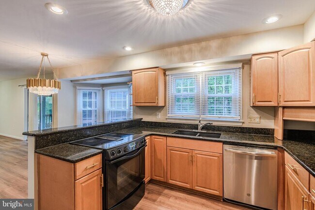 Building Photo - 3180 Rivanna Ct