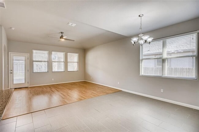 Building Photo - 2554 Garlic Creek Dr