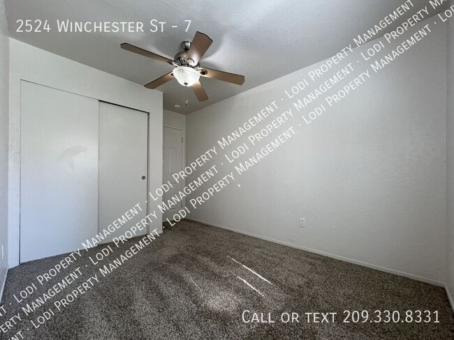 Building Photo - 2524 Winchester Dr