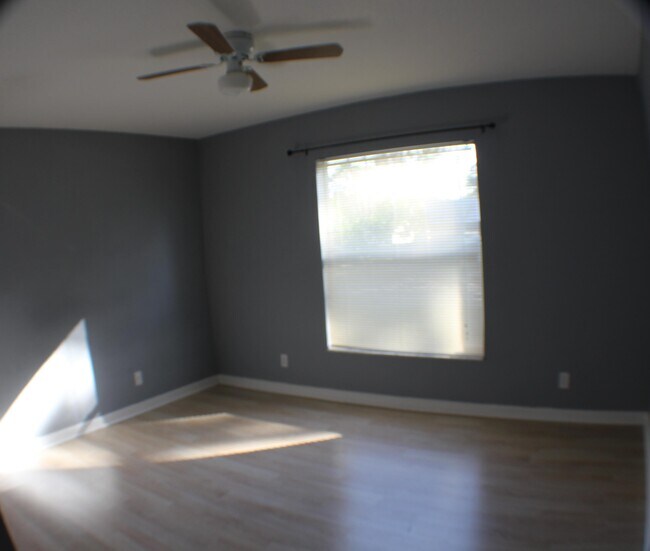 Building Photo - 16302 87th Ln N