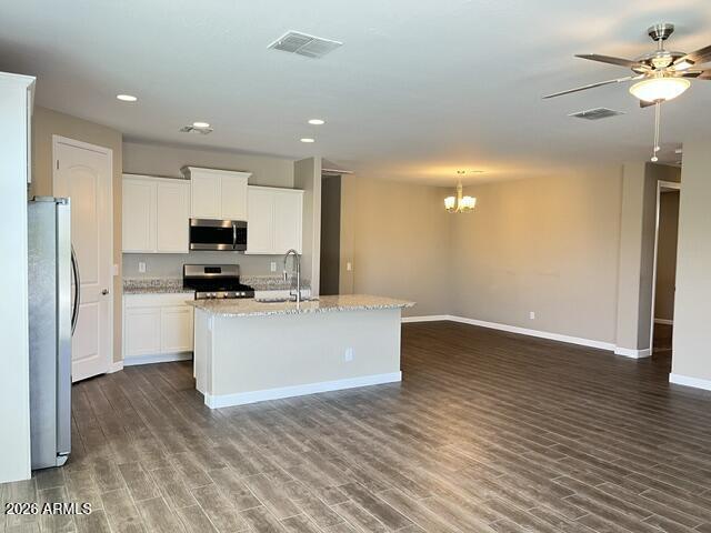 Building Photo - 13832 W Desert Moon Way