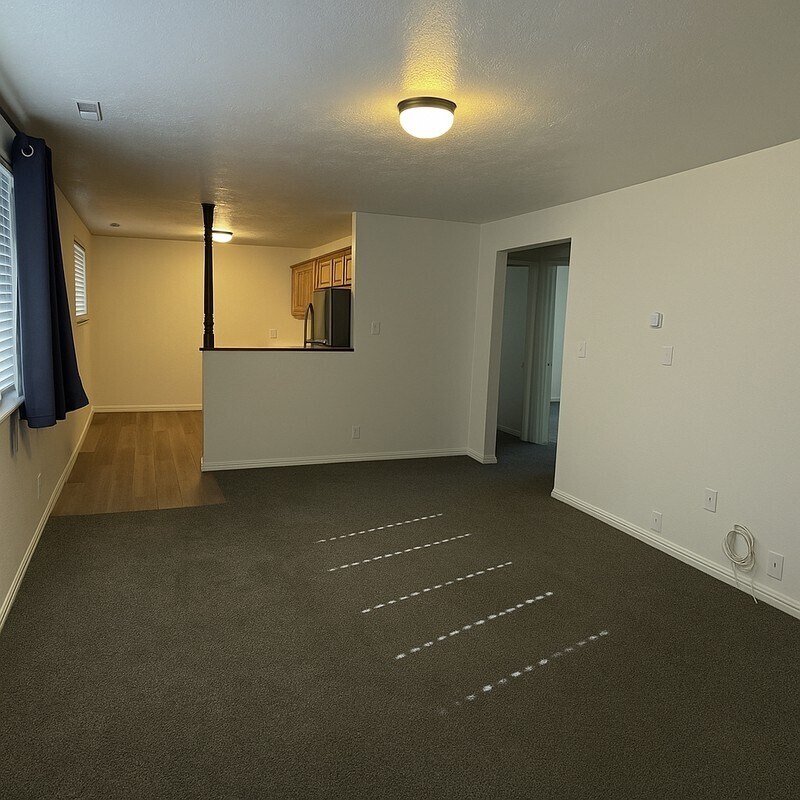 Building Photo - 99 S 600 E