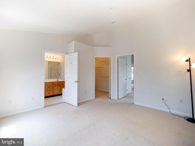 Building Photo - 20900 Rosebay Pl