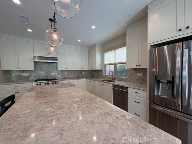 Building Photo - 125 Sabbia