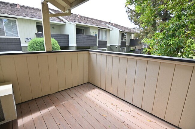 Building Photo - 2583 Gimelli Way
