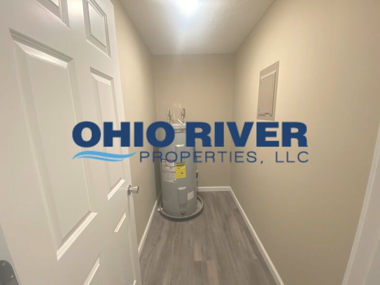 Building Photo - 700 Northwood Ct