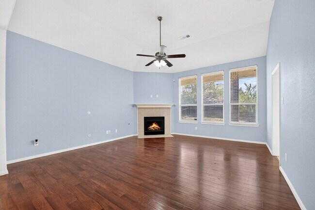 Building Photo - 2668 Costa Mesa Dr