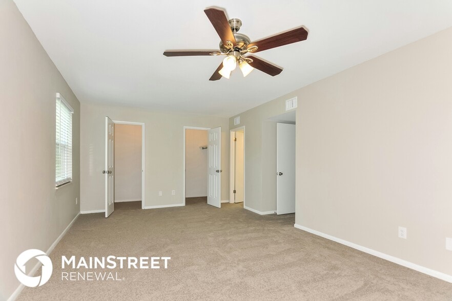 Building Photo - 12720 Coachlight Square Dr