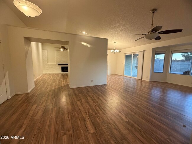 Building Photo - 6509 W Cochise Dr