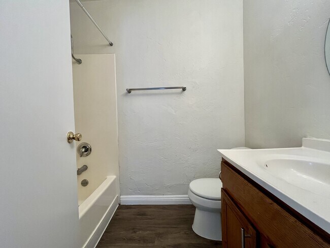 Building Photo - 5436 Mantua Ct