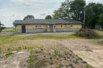 Building Photo - Commercial OR Residential! - $390 Month / $700 Down