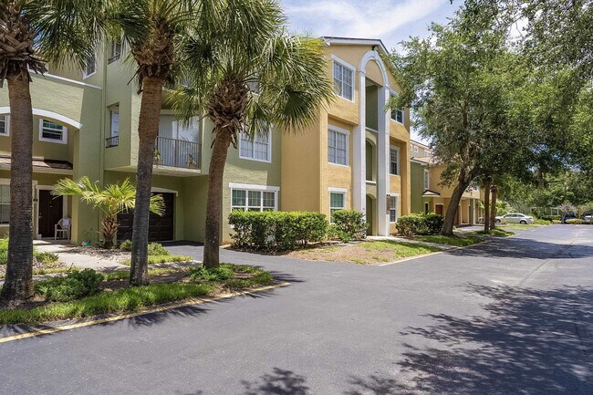 Building Photo - 1005 Bella Vista Blvd