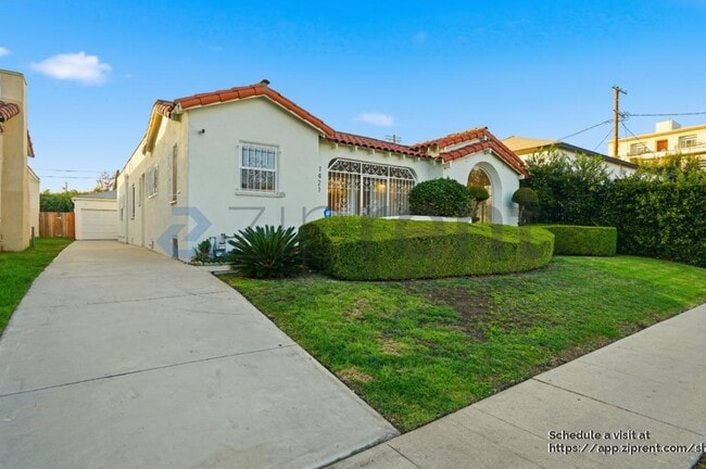 Building Photo - 1421 Stearns Dr