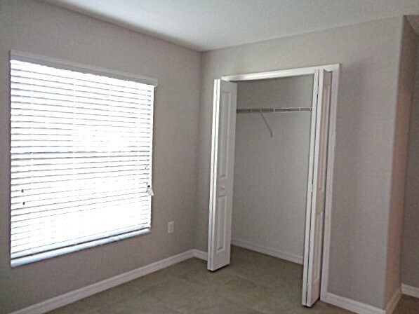 Building Photo - 10604 Fuzzy Cattail St