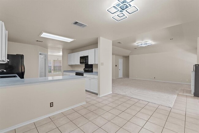 Building Photo - 201 Covala Dr