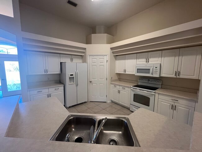 Building Photo - 9 Southern Trace Blvd