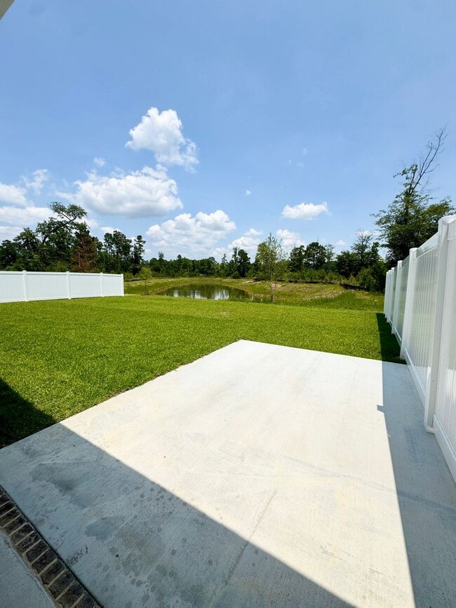 Building Photo - July 1st! Brand New! FENCED IN YARD! Beaut...