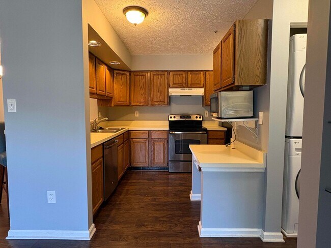 Building Photo - Great 2 Bedroom 2 Bath in Germantown