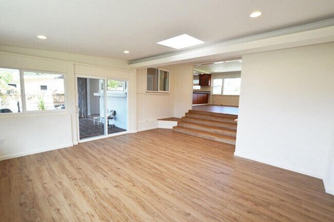 Building Photo - 45-722-722 Puohala St