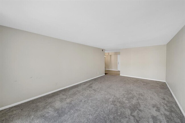 Building Photo - 4641 Wild Indigo St