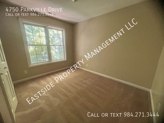 Building Photo - 4750 Parkville Dr