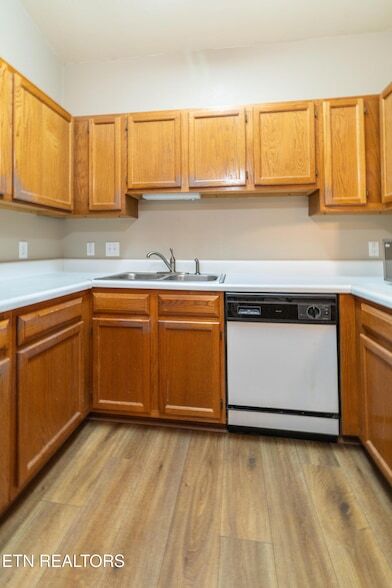 Building Photo - 8613 Little Field Way