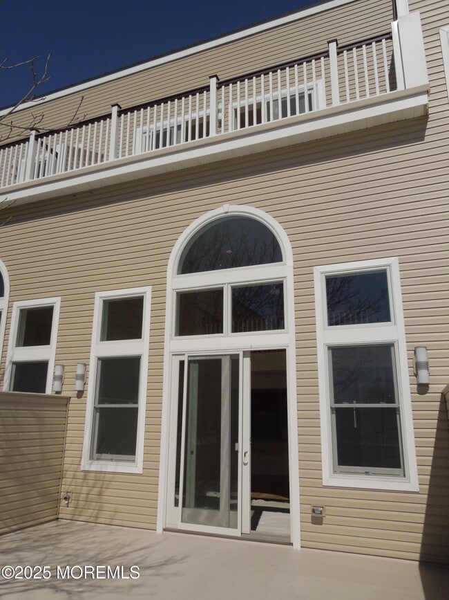 Building Photo - 550 Cookman Ave