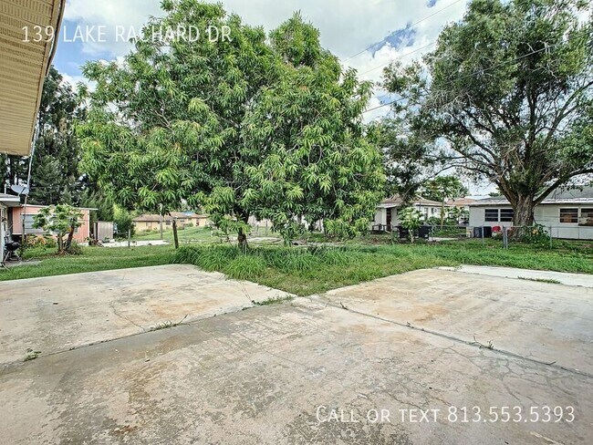 Building Photo - 139 Lake Rachard Dr