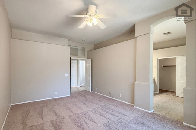 Building Photo - 3Bed/2Bath House at N 59th Ave/Union Hills! Move-In Ready on 09/24/2026! -- 3 CAR GARAGE! PRIVATE...