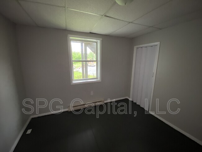 Building Photo - 38 N Franklin St