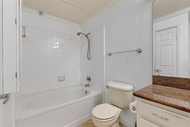 Building Photo - 2524 Preston Rd