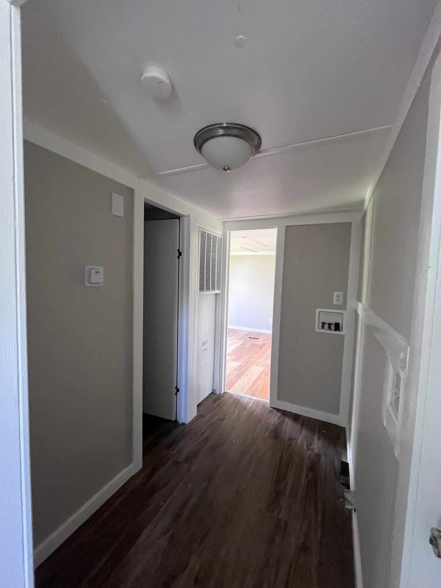 Building Photo - 2409 Swope Rd