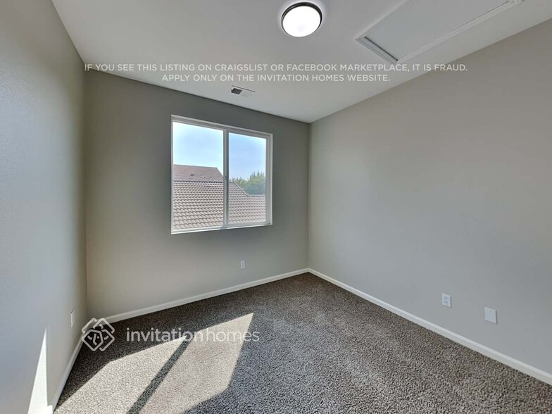 Building Photo - 4050 Coratina Way